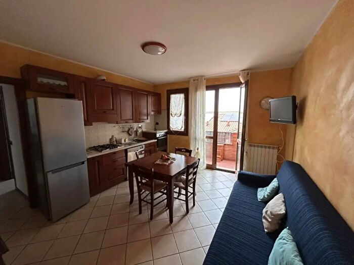 Appartamento quadrilocale in vendita in Elle Vigne, Monteriggioni