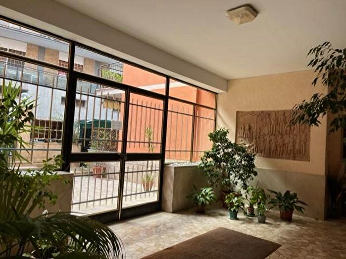 Appartamento con 5 locali in affitto in Via Castelfranco Veneto, Fleming, Roma