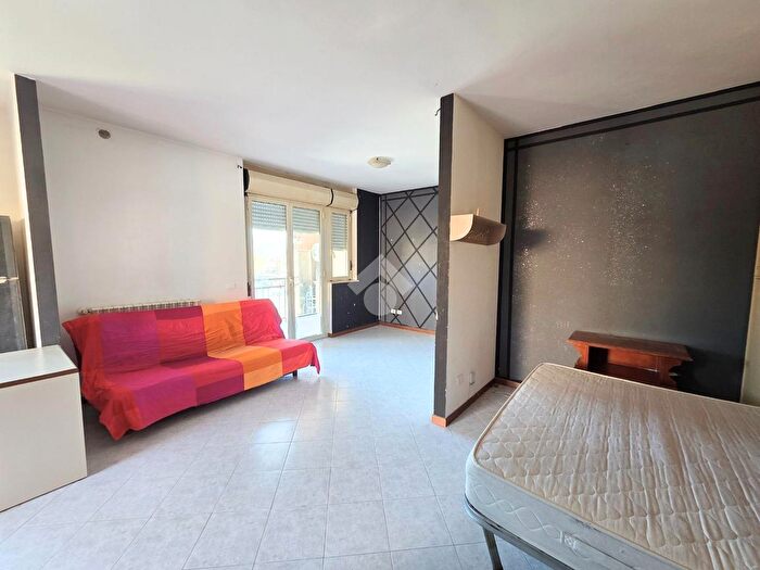 Appartamento monolocale in vendita in Largo Marcantonio Cesti, Latina