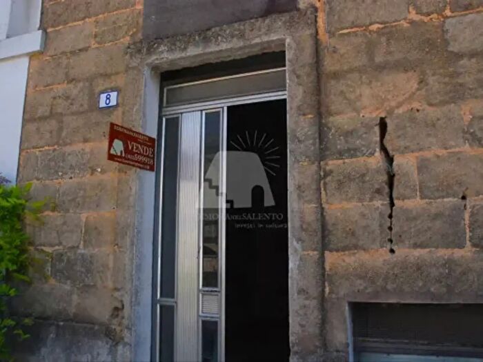Casa trilocale in vendita in Via Matine, Alessano