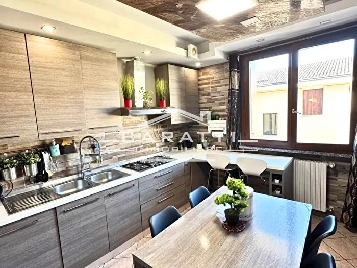 Appartamento quadrilocale in vendita in Curtatone