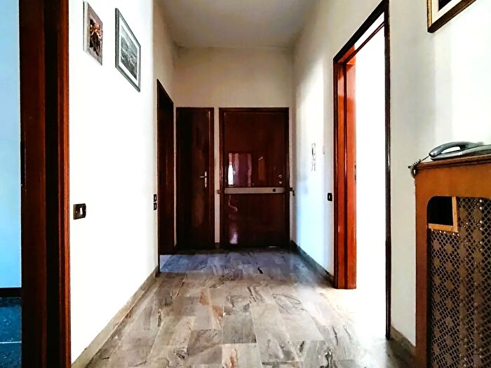 Appartamento con 5 locali in vendita in Budrio