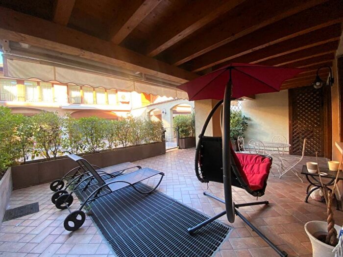 Appartamento bilocale in affitto in Via Giuseppe Mazzini, Centro Storico, Desenzano del Garda