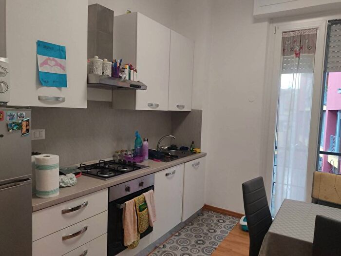 Appartamento quadrilocale in affitto in Via Brigata Partigiana Ugo Muccini, Centro, Sarzana