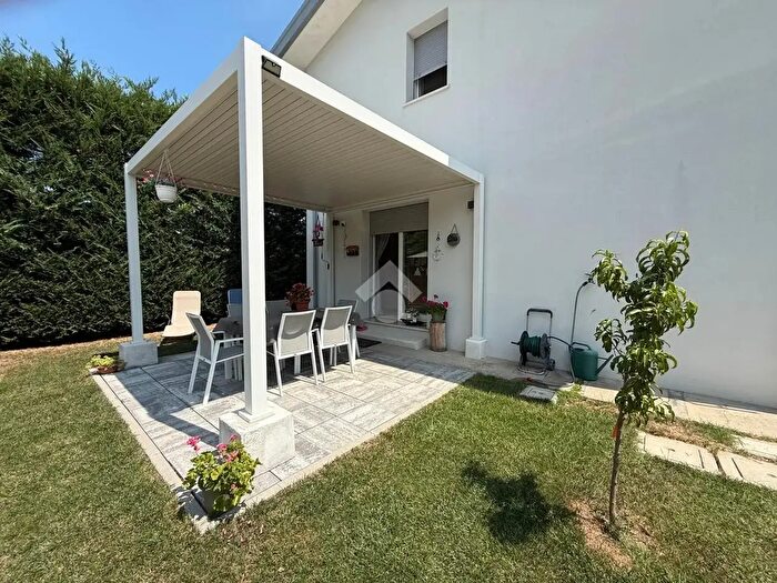 Casa trilocale in vendita in Via delle Rimembranze, Salzano