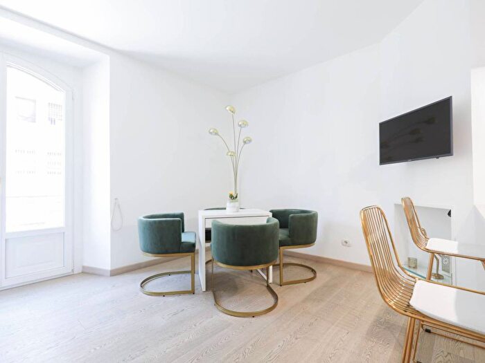 Appartamento bilocale in affitto in Via Bramante, Arena, Milano