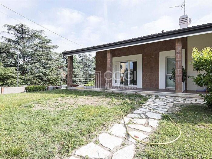 Appartamento trilocale in affitto in via san mauro, Solarolo