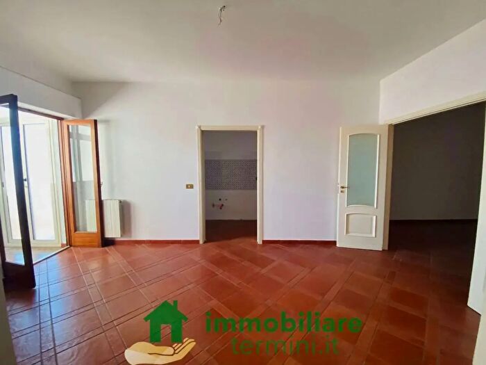 Appartamento con 6 locali in vendita in Corso La Masa, Trabia