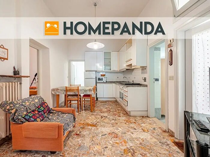 Appartamento con 7 locali in vendita in Via Faentina, Firenze