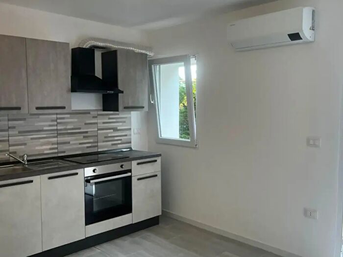Appartamento trilocale in affitto in Viale Riviera Berica, Longare