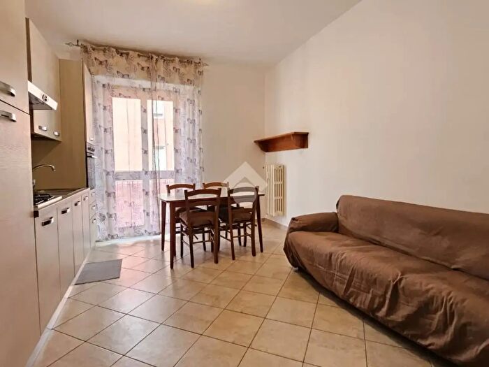 Appartamento trilocale in affitto in Via Privata Ruggero Ruggeri, Milano