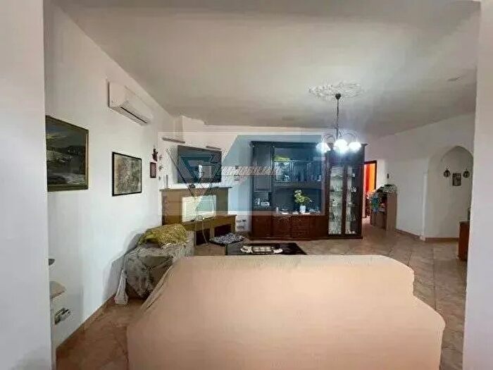 Appartamento con 5 locali in vendita in Melilli