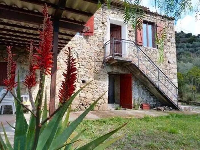 Casa trilocale in vendita in Camporosso