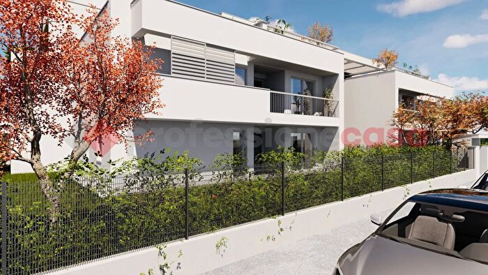 Appartamento quadrilocale in vendita in Rovellasca