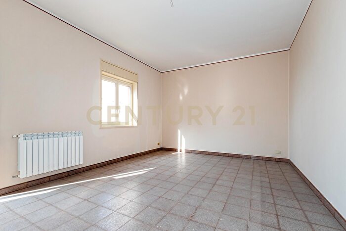 Appartamento quadrilocale in vendita in Via Casale dei Greci, Adrano