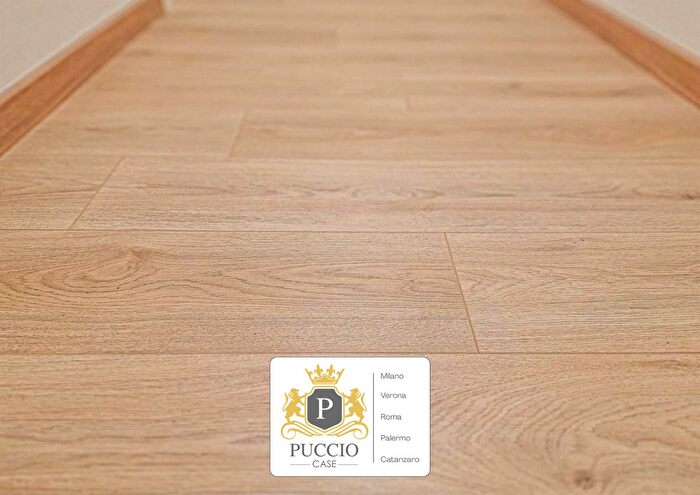 Appartamento con 6 locali in vendita in Verona