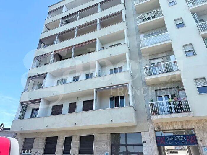 Appartamento bilocale in vendita in Corso Rosselli, Torino