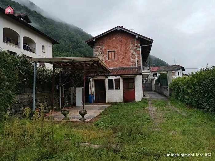 Appartamento in vendita in Cuveglio Comunità Montana Valli del Verbano Varese Lombardia Italia, Cuveglio