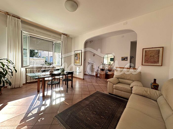 Appartamento con 5 locali in vendita in Rimini