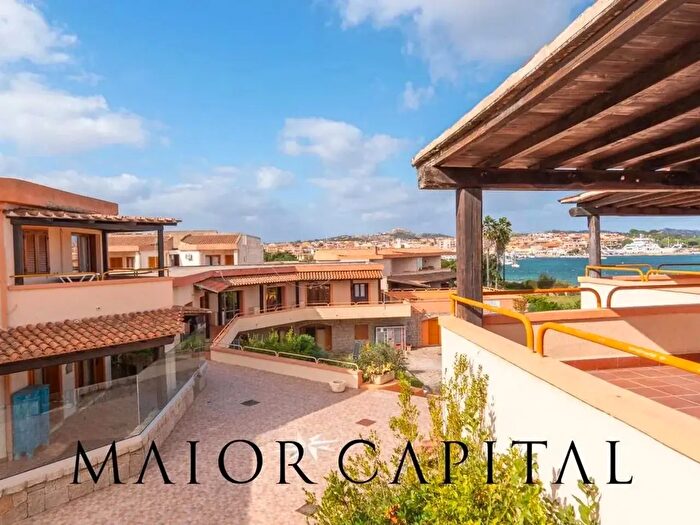 Appartamento trilocale in vendita in Palau