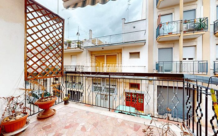 Casa quadrilocale in vendita in Via Achille Grandi, Rutigliano