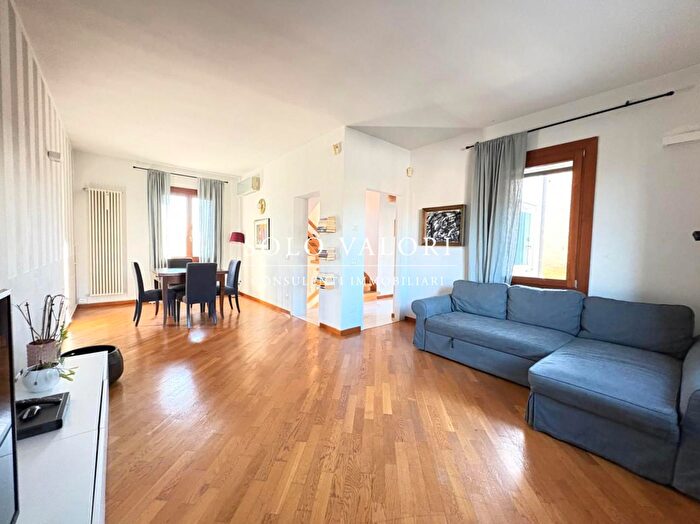 Casa quadrilocale in vendita in Castelfranco Veneto