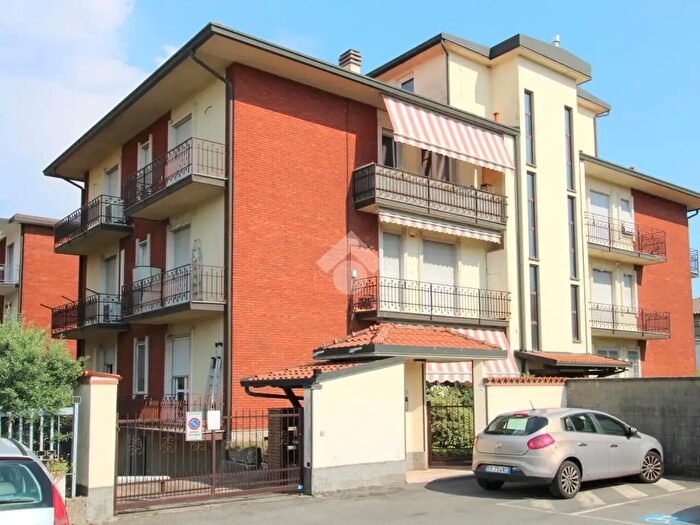 Appartamento trilocale in vendita in Via Fratelli di Dio, Nerviano