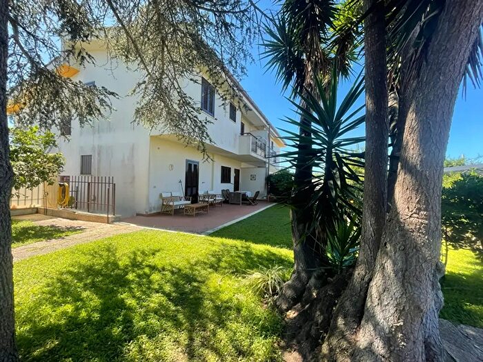 Casa trilocale in vendita in Via della Stazione, Anzio