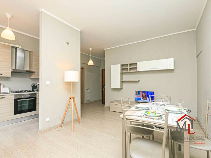 Appartamento trilocale in affitto in Via Alfredo d'Andrade, Sestri Ponente, Genova