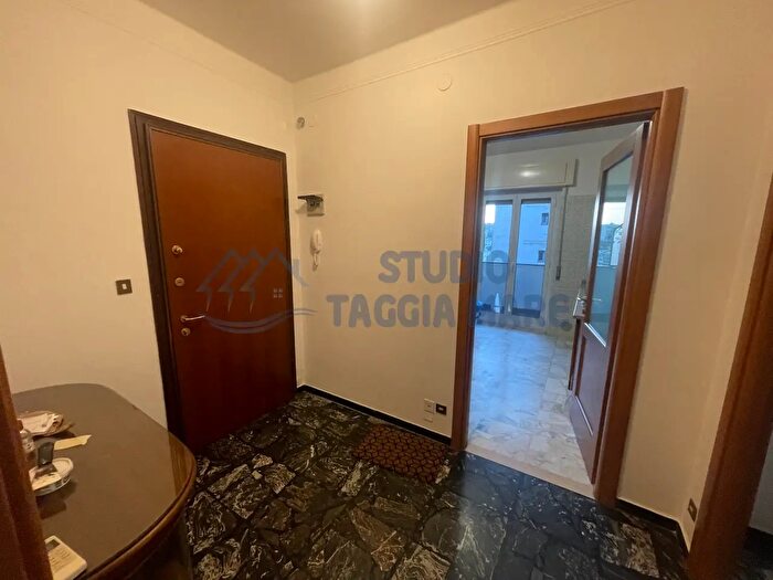 Appartamento quadrilocale in affitto in Via Galileo Galilei, Sanremo
