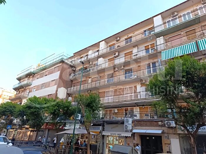 Appartamento bilocale in vendita in Via dell'Epomeo, Napoli