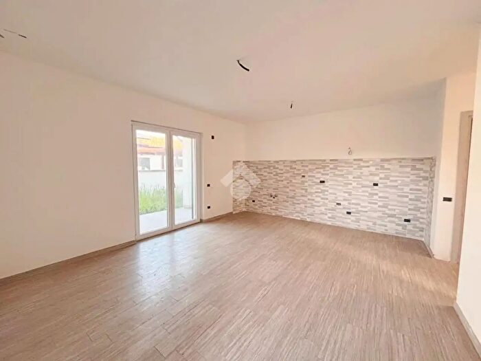 Casa quadrilocale in vendita in Via del Canneto, Anzio