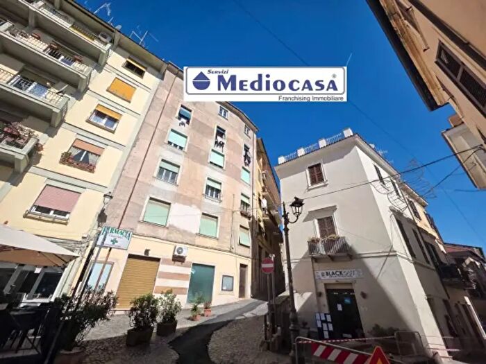 Appartamento trilocale in vendita in Via Collicello, Velletri