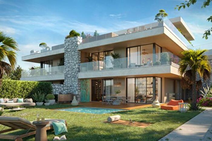 Casa con 6 locali in vendita in Località Calvasino, Lezzeno