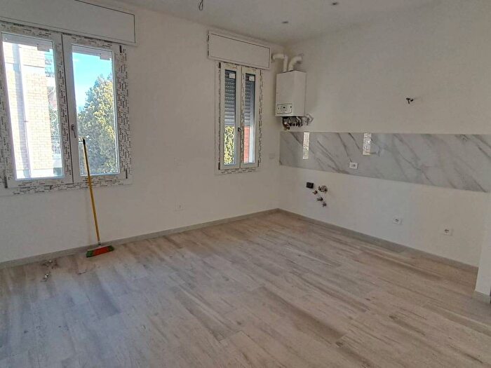 Appartamento quadrilocale in affitto in Via Domenico Francesco Cecati, Ospedale Villaggio Manenti, Reggio Emilia