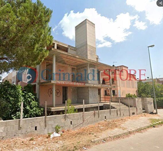 Casa con 5 locali in vendita in Via Solano, Lequile