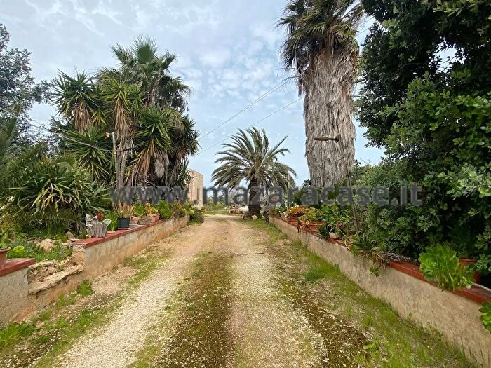 Casa con 5 locali in vendita in Mazara Del Vallo