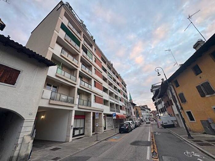 Appartamento trilocale in affitto in Via Anton Lazzaro Moro, Gemona Deciani, Udine