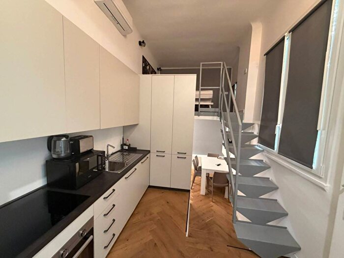 Appartamento bilocale in affitto in Via San Marco, Turati, Milano