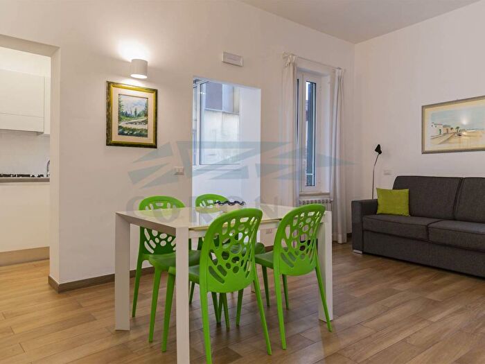 Appartamento bilocale in affitto in Via dei Banchi Nuovi, Via Giulia, Roma