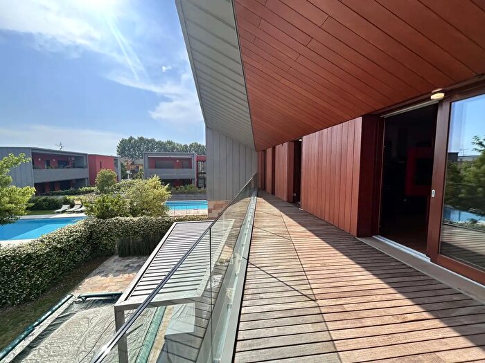 Appartamento trilocale in vendita in Via Solferino, Sirmione