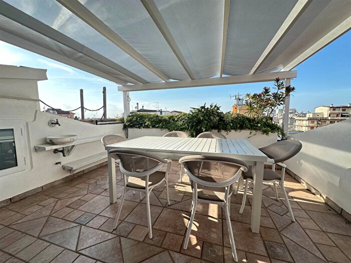 Appartamento con 8 locali in affitto in Campo Muneghette Chioggia Ve, Chioggia