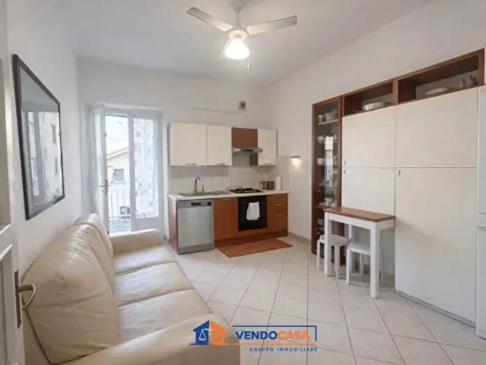 Appartamento trilocale in vendita in Via Tunisi, Torino