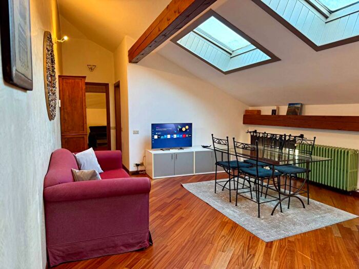 Appartamento bilocale in affitto in Via Gianbattista Moroni, Canovine, Bergamo