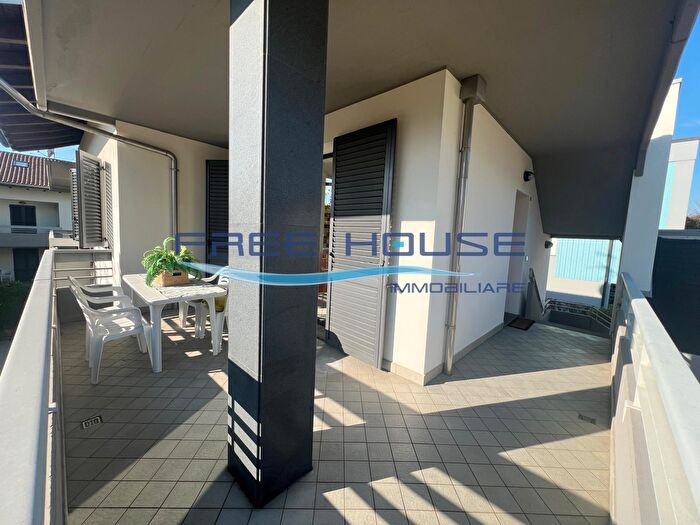 Appartamento quadrilocale in vendita in Via Marsala, Cervia