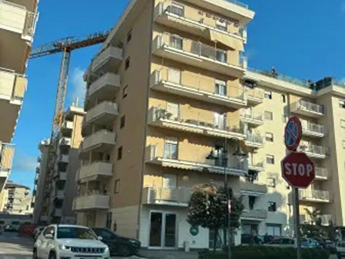 Appartamento trilocale in vendita in Via Potenza, Pontecagnano Faiano