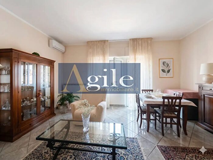 Appartamento quadrilocale in vendita in Via Fiume, Alba Adriatica