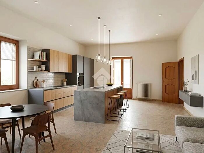 Casa quadrilocale in vendita in Via Roma, Francavilla Fontana