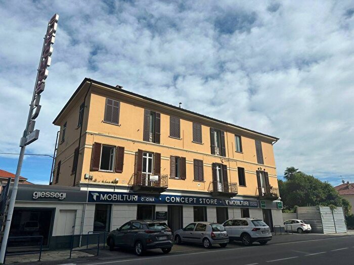 Appartamento bilocale in affitto in Via Saluzzo, Tabona Borgo Nuovo, Pinerolo