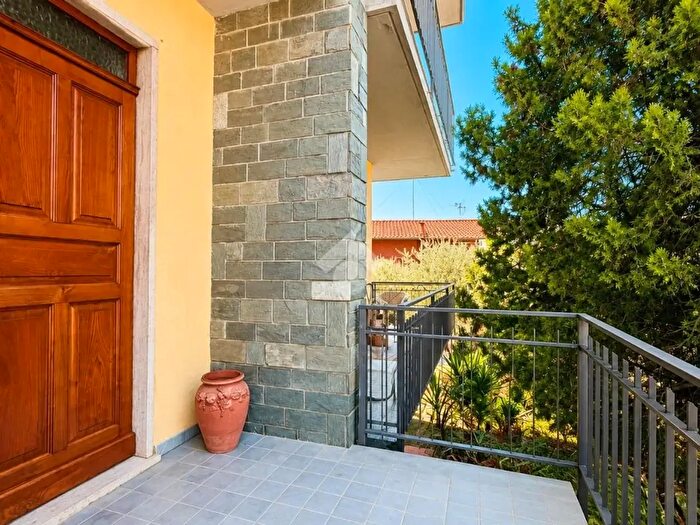 Appartamento con 5 locali in vendita in Via Indipendenza, Santo Stefano Di Magra